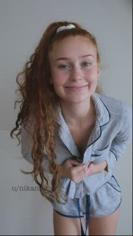 Bouncing Bouncing tits sexy Ghost Nipples skinny ginger thin Smile young Porn GIF